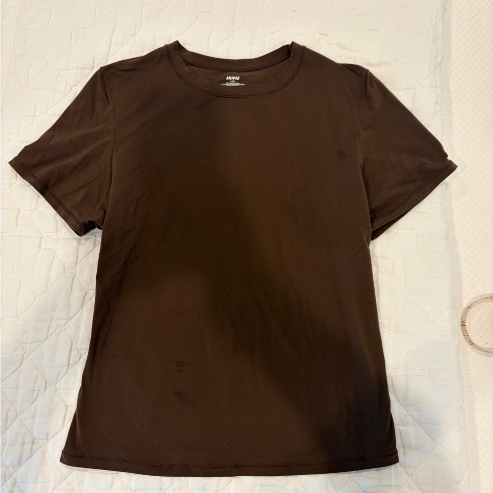 Skims t-shirt